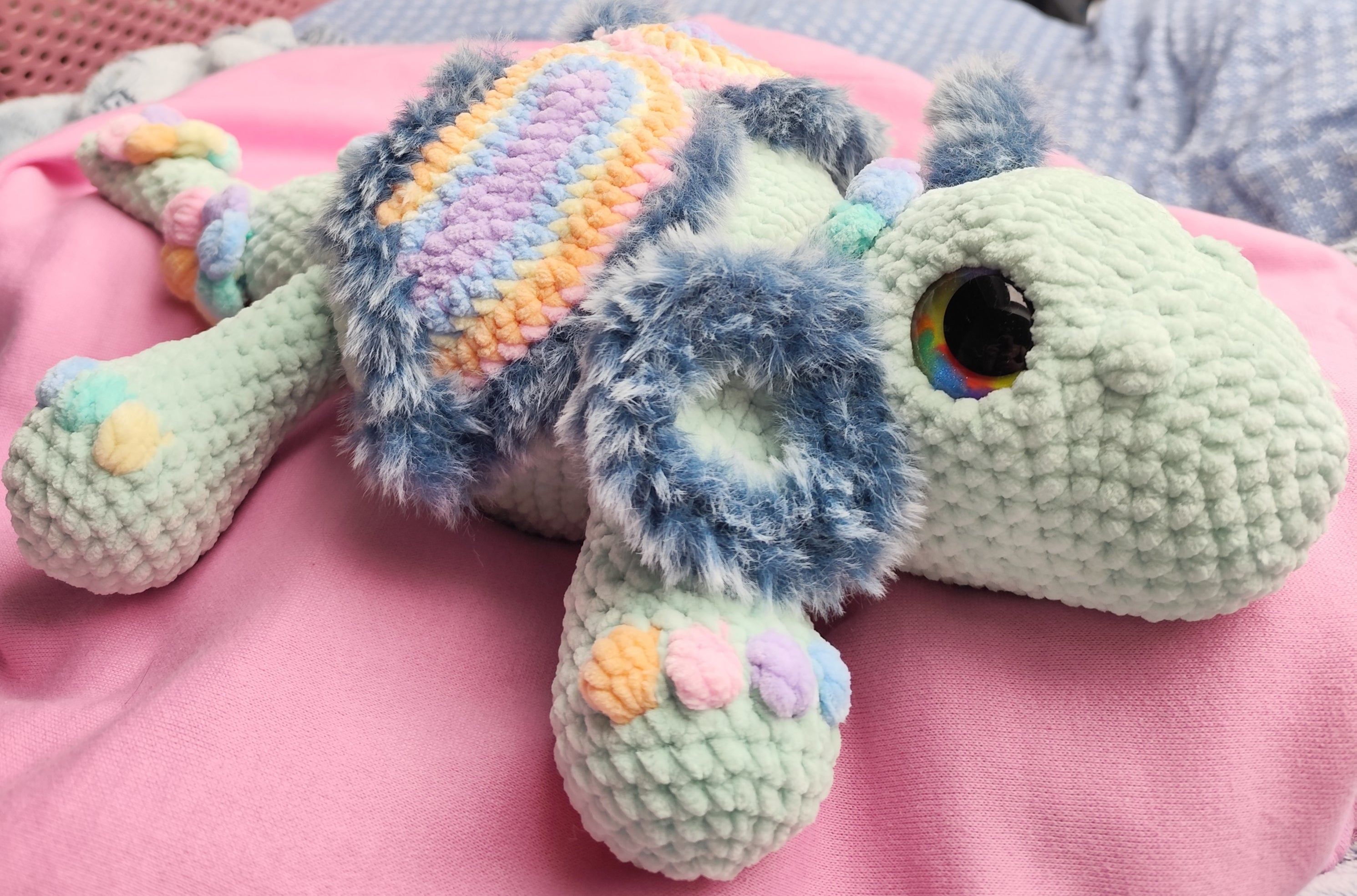 Taru der Rainbow Drache (Sofortkauf)