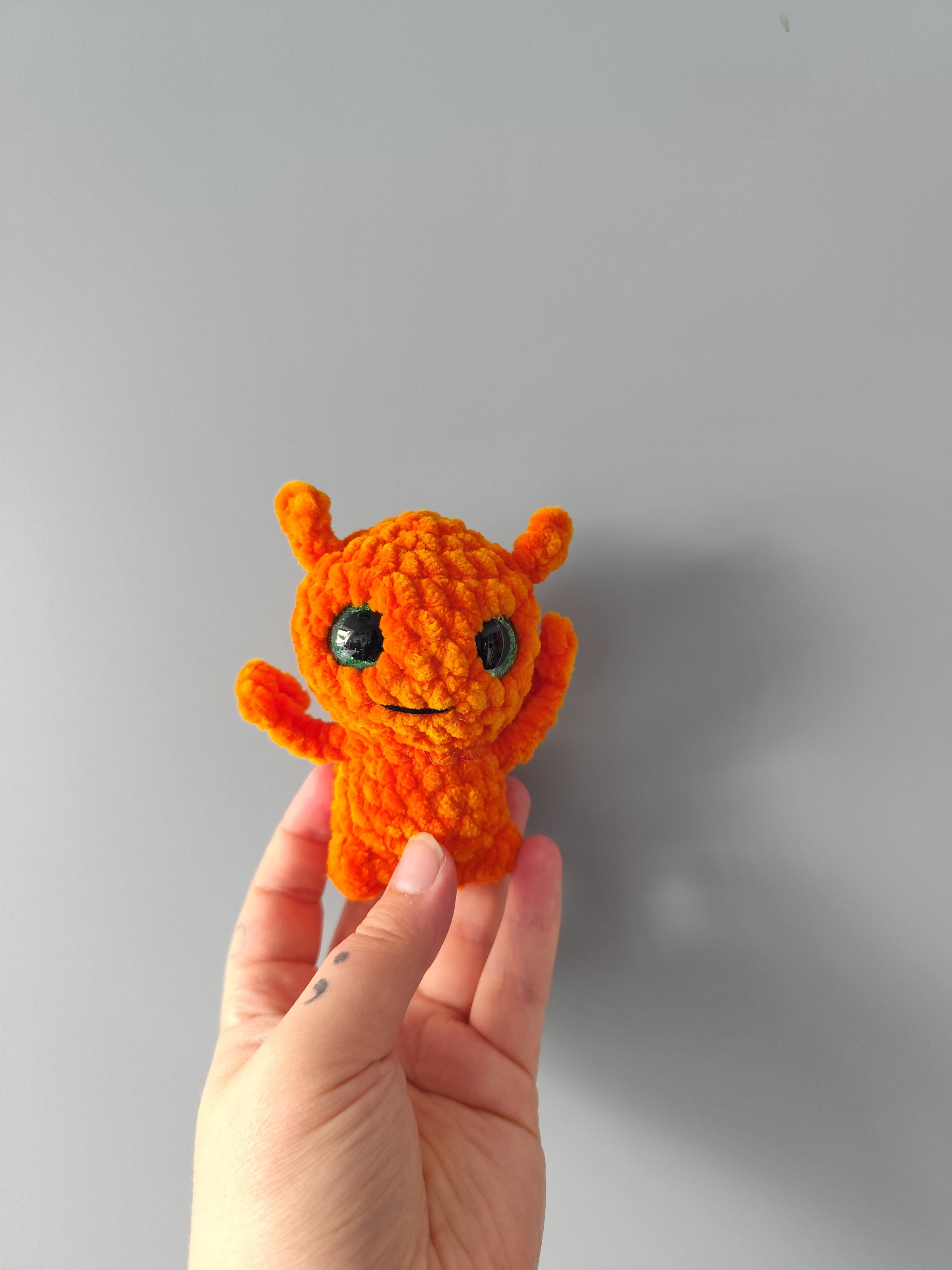 Ava der Alien (Sofortkauf)